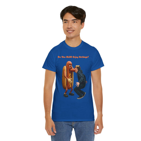 Man Eats Hotdog! - T-Shirt
